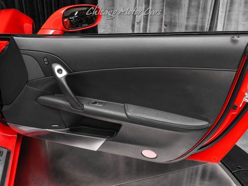 Used 2013 Chevrolet Corvette 427 w/ 1SB Preferred Equipment Group RWD image 27