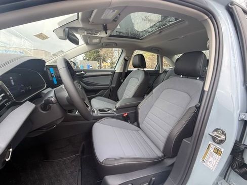 New 2026 Volkswagen Jetta SE image 10