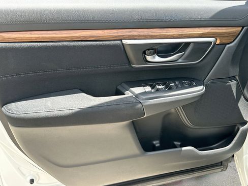 Used 2018 Honda CR-V EX image 17