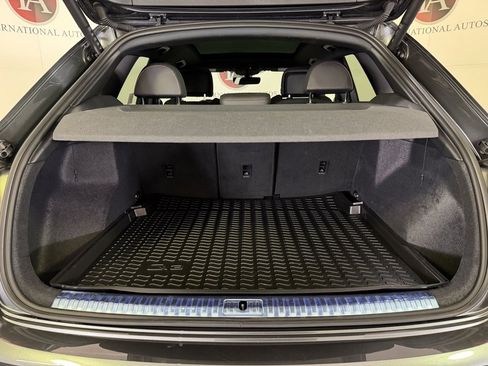 Certified 2025 Audi Q3 2.0T Premium Plus w/ Premium Plus Package image 12