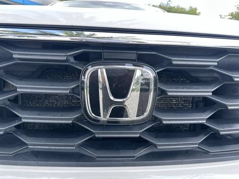 Used 2023 Honda Pilot EX-L image 10