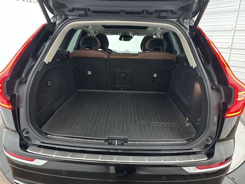 Used 2018 Volvo XC60 T6 Inscription w/ Luxury Seat Package image 21