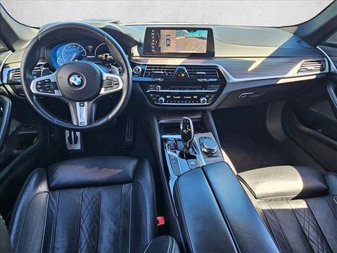 Used 2019 BMW M550i xDrive image 18