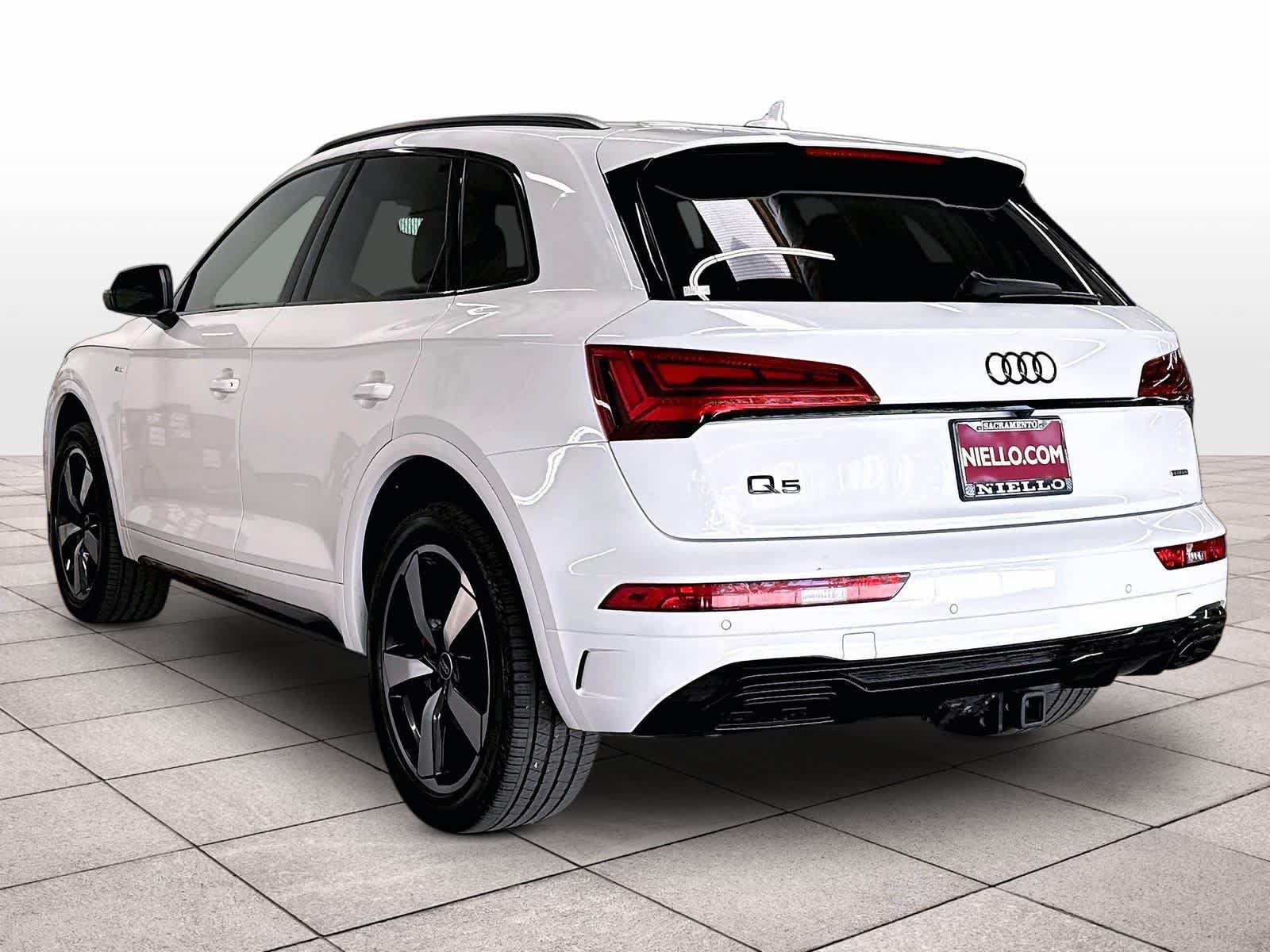Used 2024 Audi Q5 2.0T Premium Plus w/ Premium Plus Package AWD/4WD image 7