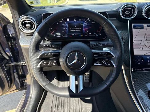 Used 2023 Mercedes-Benz GLC 300 image 23