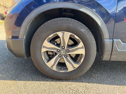 Used 2017 Honda CR-V LX image 11