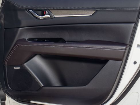 Used 2025 MAZDA CX-5 Signature image 14