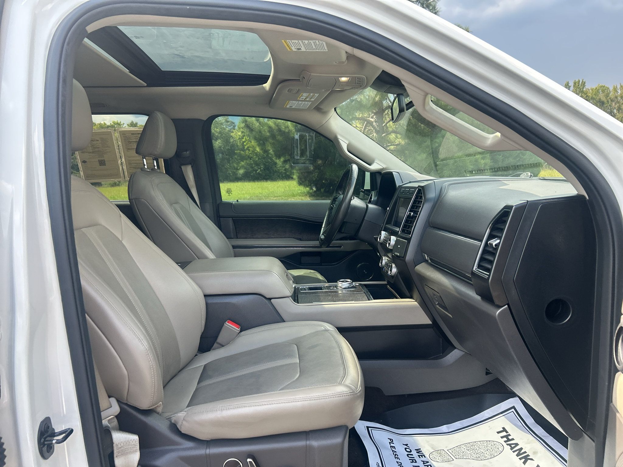 Used 2021 Ford Expedition Limited RWD image 9