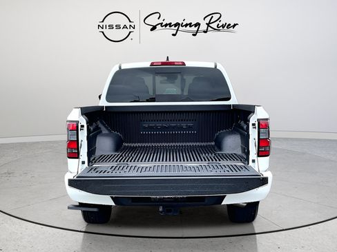 Used 2026 Nissan Frontier SV w/ Tow Package AWD/4WD image 5