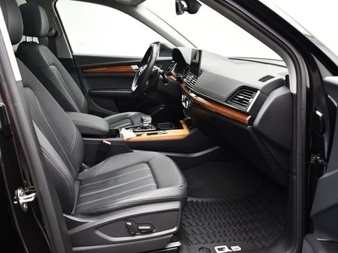 Certified 2023 Audi Q5 2.0T Premium w/ Convenience Package AWD/4WD image 49