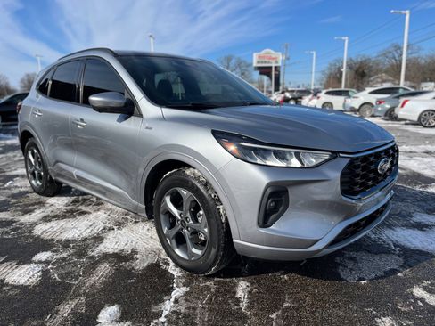 Used 2023 Ford Escape ST-Line Select w/ Tech Pack #2 image 8