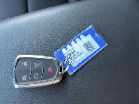 Certified 2023 Cadillac XT5 Premium Luxury w/ LPO, Floor Liner Package image 23