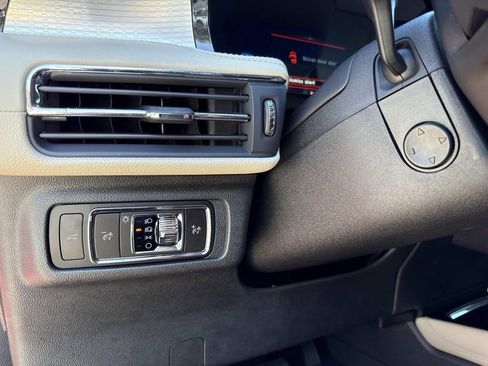 New 2026 Lincoln Corsair Premiere image 30