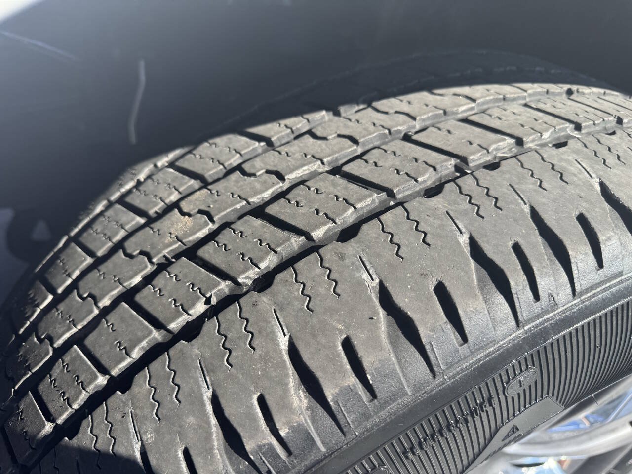 Used 2013 RAM 1500 Limited AWD/4WD image 13