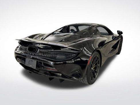 Used 2025 McLaren 750S Spider RWD image 5
