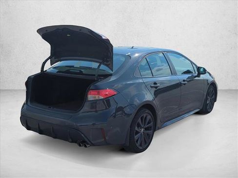 Used 2023 Toyota Corolla SE w/ SE Premium Package FWD image 8