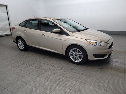 Used 2018 Ford Focus SE image 11