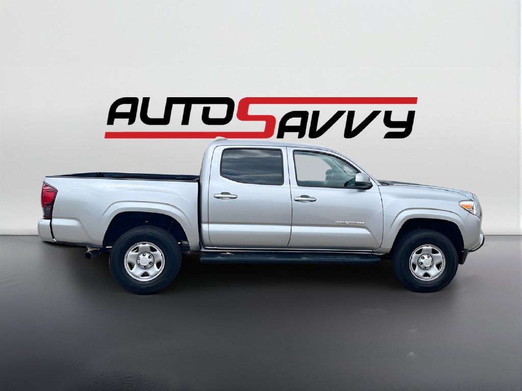 Used 2022 Toyota Tacoma SR AWD/4WD image 8