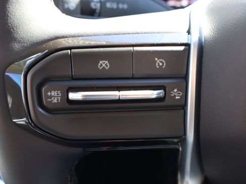 Used 2026 Chevrolet Colorado ZR2 image 22