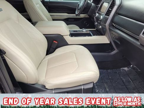 Used 2019 Ford Expedition Platinum image 10