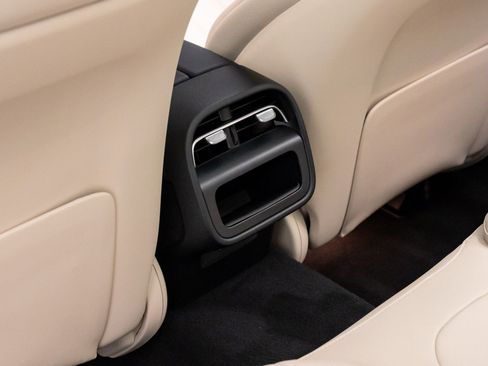 New 2026 Mercedes-Benz E 350 4MATIC Sedan image 20