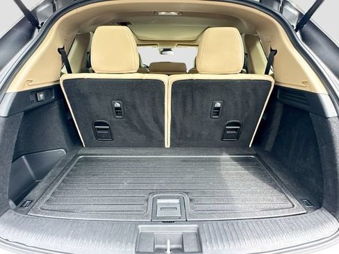 Used 2023 Acura MDX SH-AWD w/ Technology Package image 34