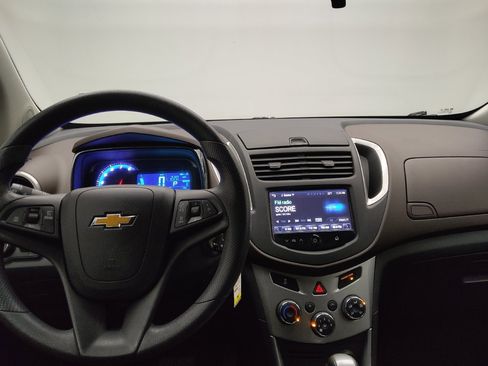 Used 2015 Chevrolet Trax LT AWD/4WD image 22