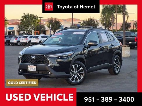 Used 2025 Toyota Corolla Cross XLE w/ Convenience Package image 1