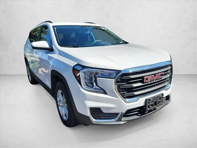 Certified 2024 GMC Terrain SLE w/ Driver Convenience Package AWD/4WD image 3