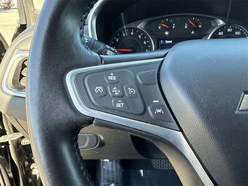 Used 2022 Chevrolet Equinox LT image 16