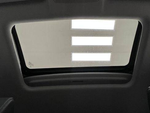 Used 2020 Honda CR-V Touring image 26