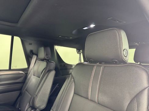 Used 2022 Chevrolet Tahoe RST w/ Luxury Package image 28