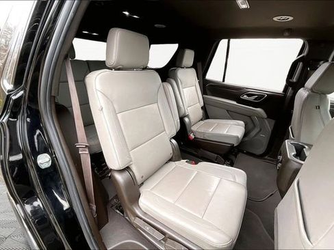 Used 2023 Chevrolet Tahoe LT image 17