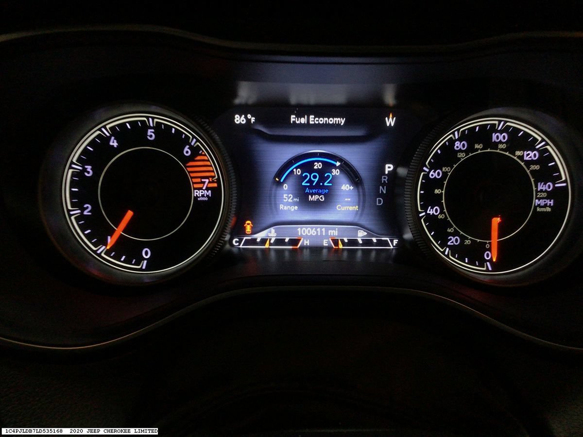 Used 2020 Jeep Cherokee Limited FWD image 13