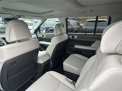 New 2026 Hyundai Santa Fe Calligraphy image 9