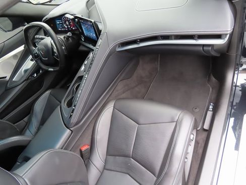 Used 2024 Chevrolet Corvette Z06 image 38