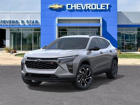 New 2026 Chevrolet Trax RS image 6