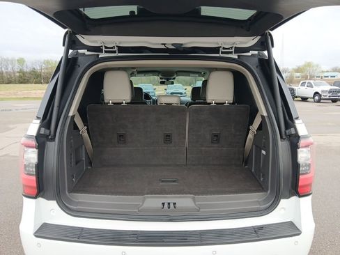 Used 2021 Ford Expedition Limited image 42