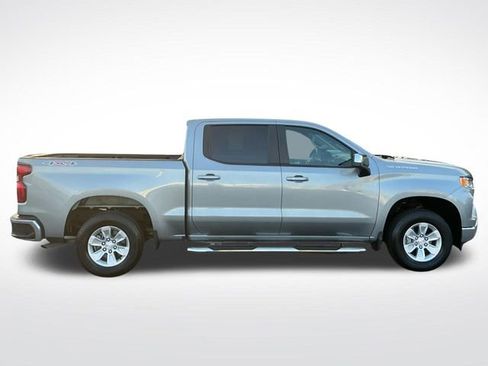 Used 2025 Chevrolet Silverado 1500 LT AWD/4WD image 10
