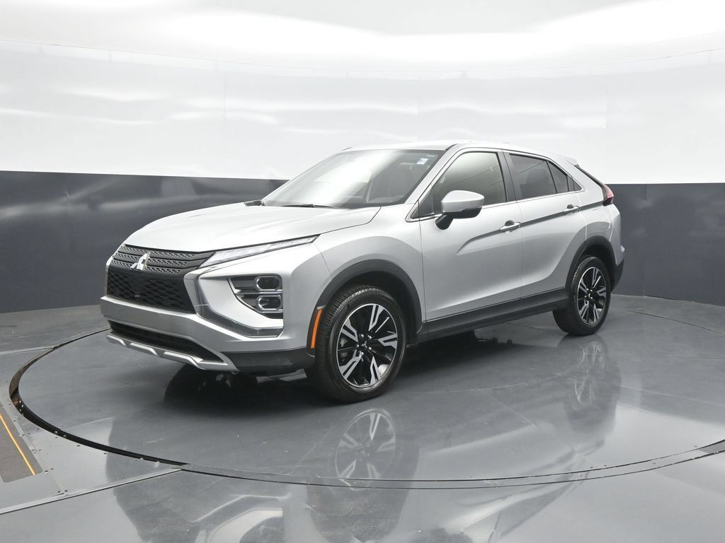 Used 2025 Mitsubishi Eclipse Cross SE AWD/4WD image 3