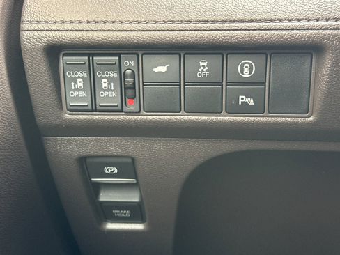 Used 2024 Honda Odyssey Touring image 34