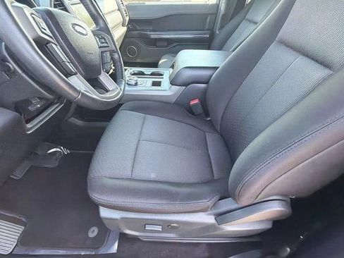 Used 2021 Ford Expedition XLT RWD image 9