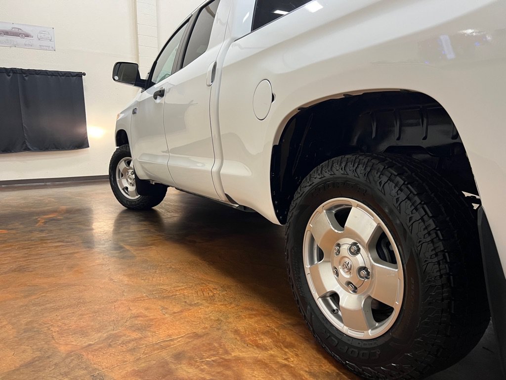 Used 2017 Toyota Tundra SR5 AWD/4WD image 40