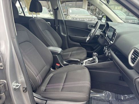 Certified 2024 Hyundai Venue SEL FWD image 27