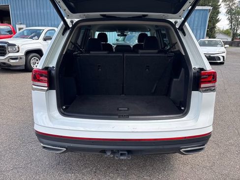 Used 2025 Volkswagen Atlas SE AWD/4WD image 22