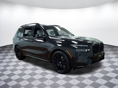 Used 2025 BMW X7 xDrive40i w/ Executive Package image 6