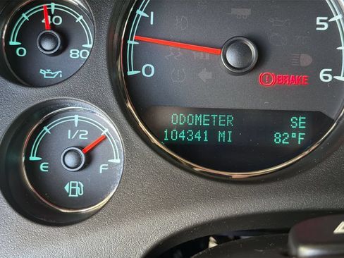 Used 2012 Chevrolet Suburban LTZ AWD/4WD image 13