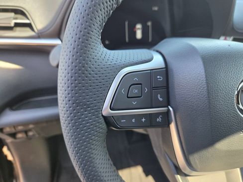 New 2026 Toyota Sienna Limited FWD image 24