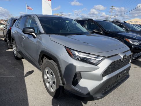 Used 2023 Toyota RAV4 LE image 2