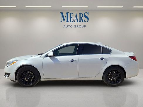 Used 2016 Buick Regal Premium w/ Driver Confidence Package #1 image 2